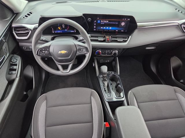 Used 2025 Chevrolet TrailBlazer LT AWD/4WD image 10