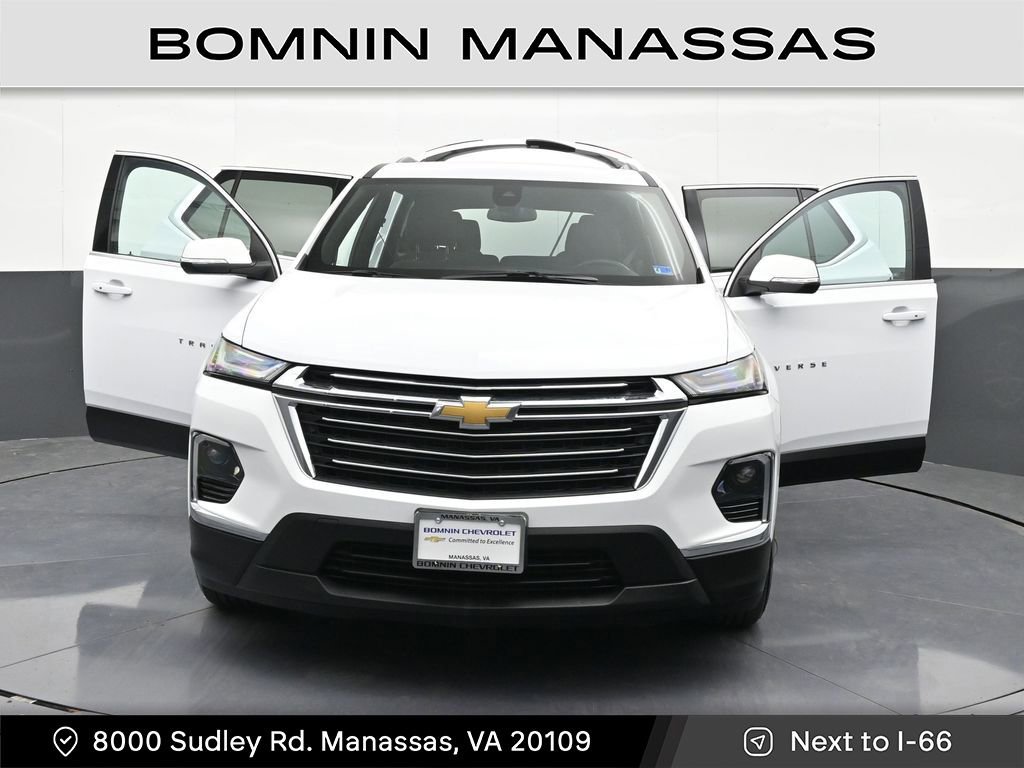 Used 2023 Chevrolet Traverse LT AWD/4WD image 45