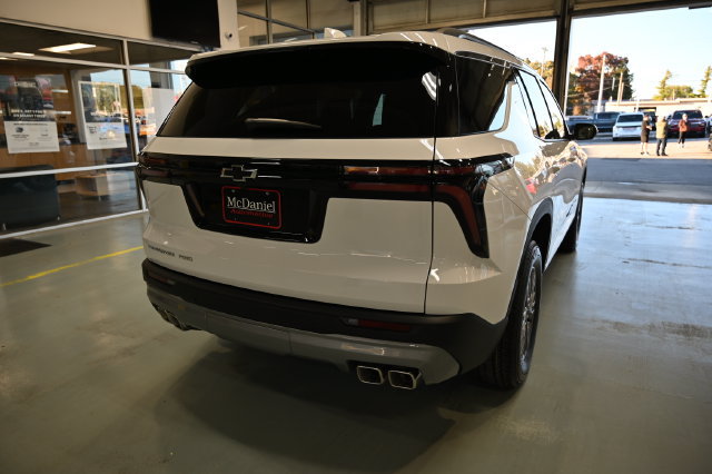 New 2027 Chevrolet Traverse LT w/ LPO, Floor Liner Package AWD/4WD image 5