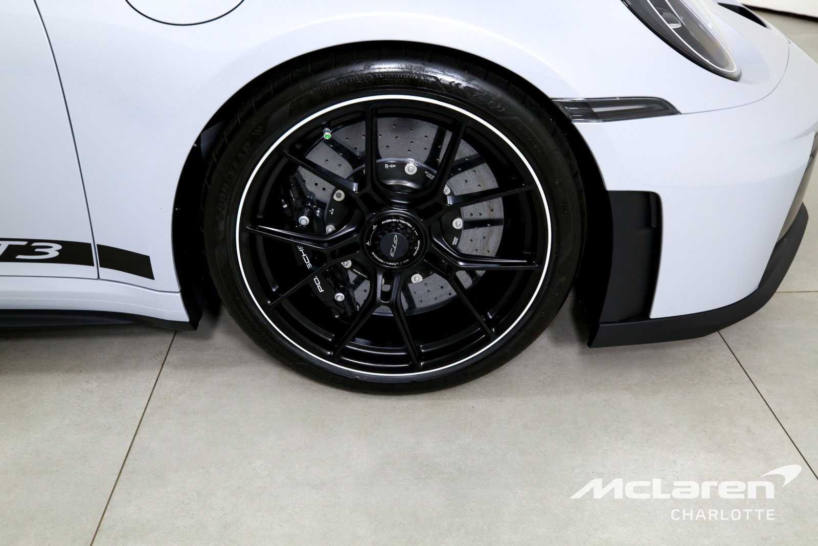 Used 2026 Porsche 911 GT3 w/ Weissach Package RWD image 26
