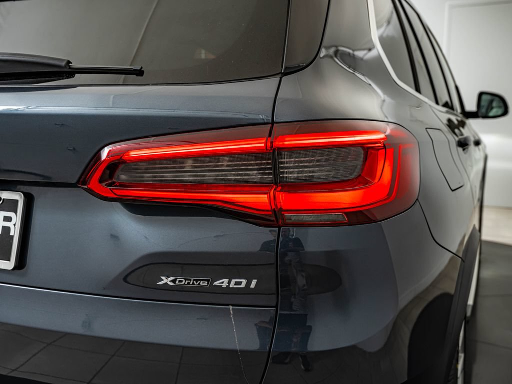 Used 2019 BMW X5 xDrive40i w/ Executive Package AWD/4WD image 15