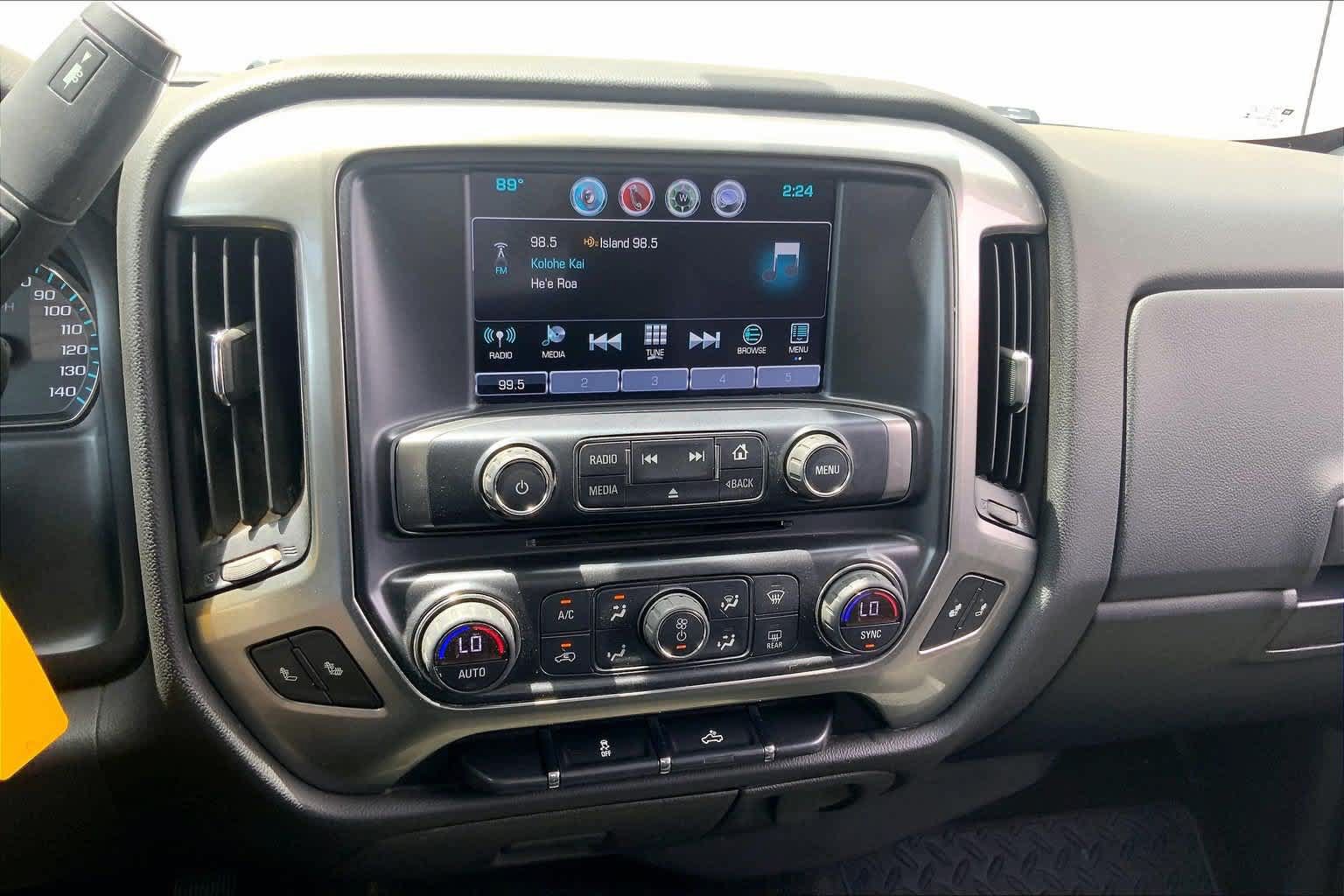Used 2018 Chevrolet Silverado 1500 LT w/ All Star Edition RWD image 34
