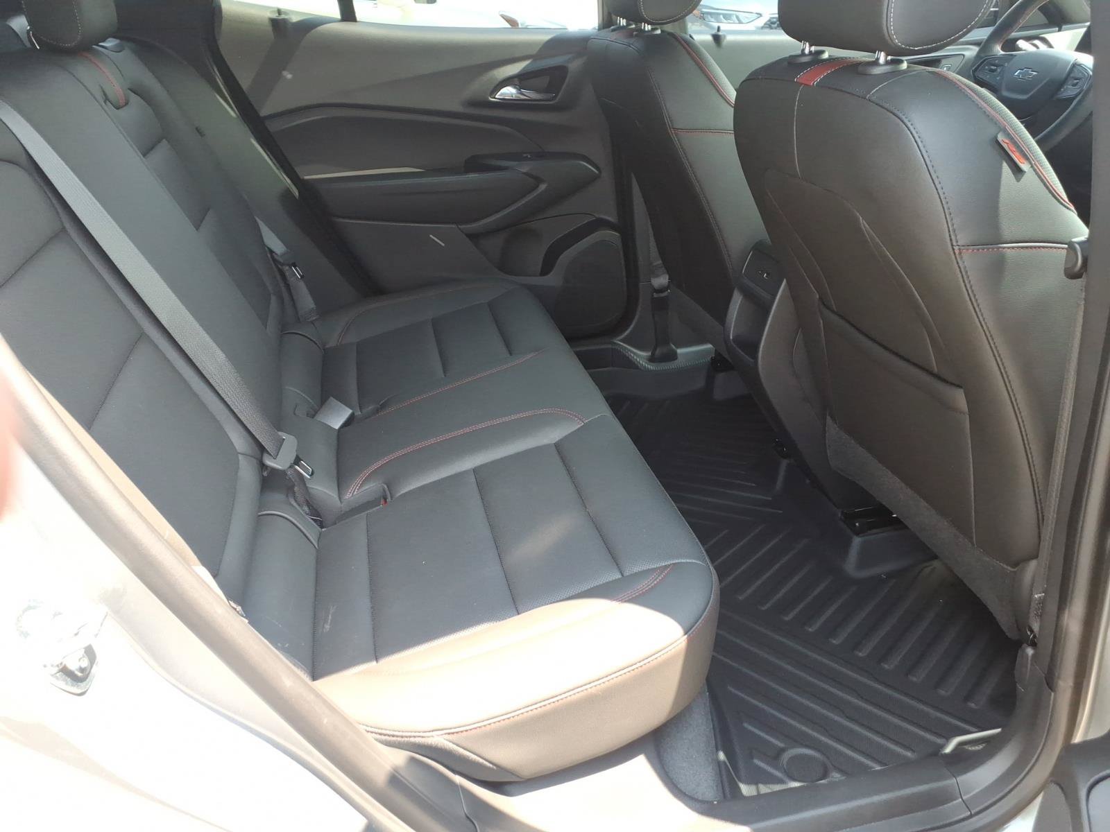Used 2026 Chevrolet Trax RS w/ Driver Confidence Package FWD image 26