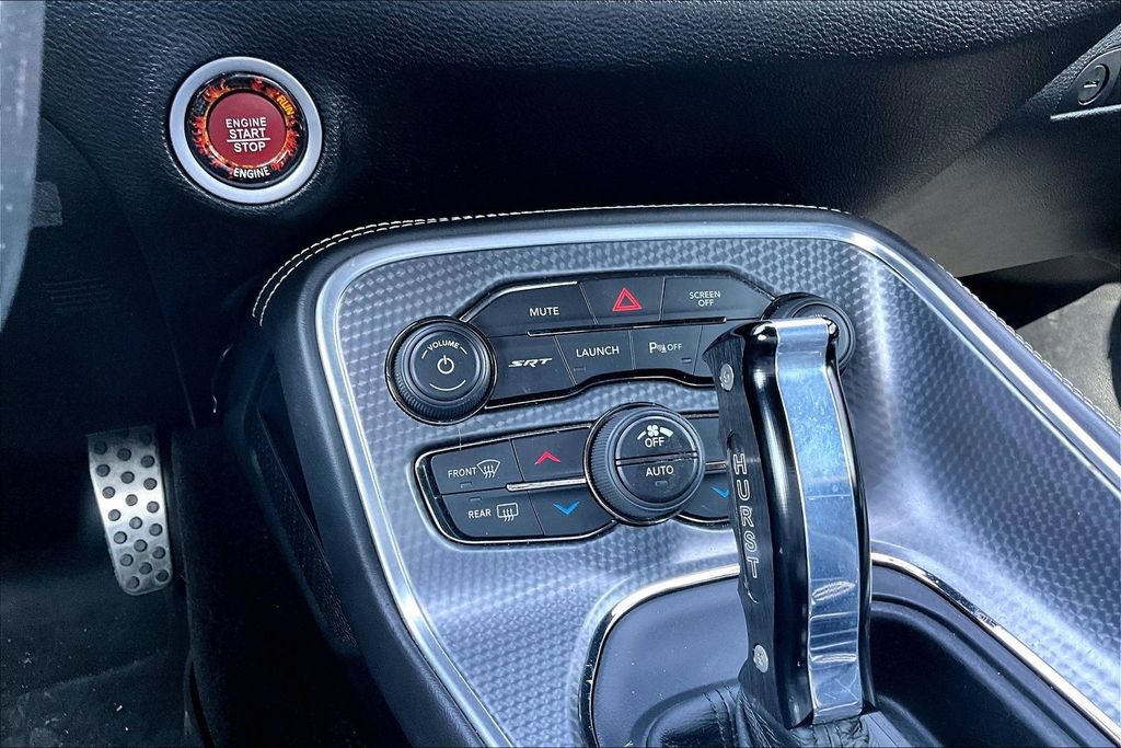 Used 2018 Dodge Challenger SRT Hellcat RWD image 12