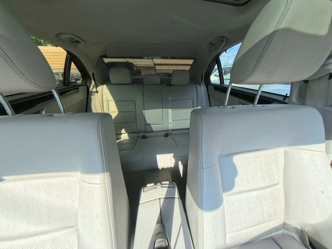 Used 2016 Mercedes-Benz E 250 Sedan image 28