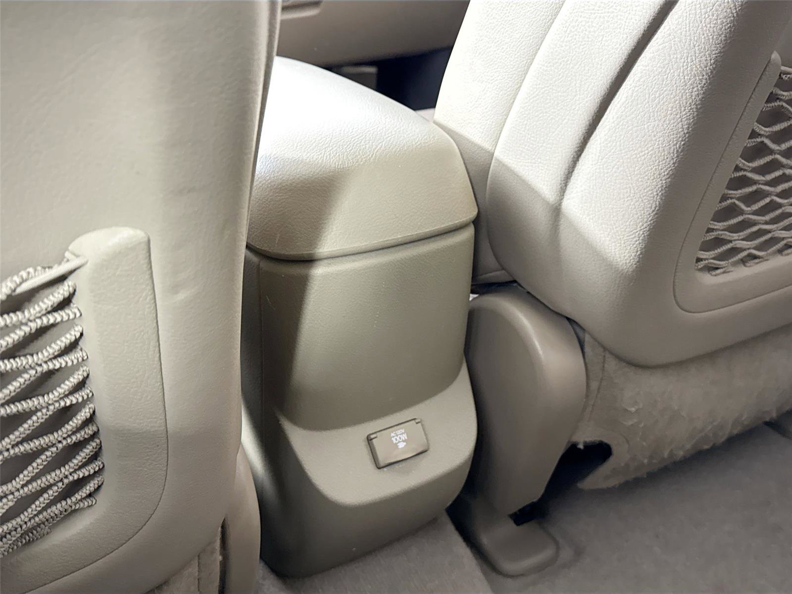 Used 2012 Toyota RAV4 Limited image 28