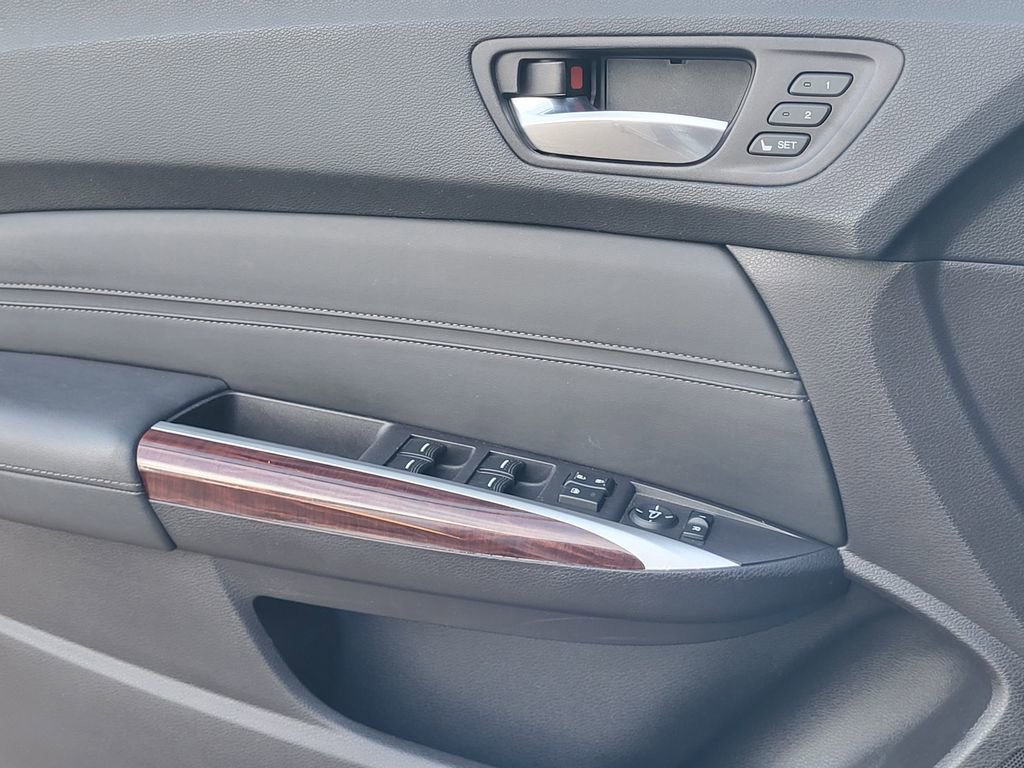 Used 2015 Acura TLX Base image 21