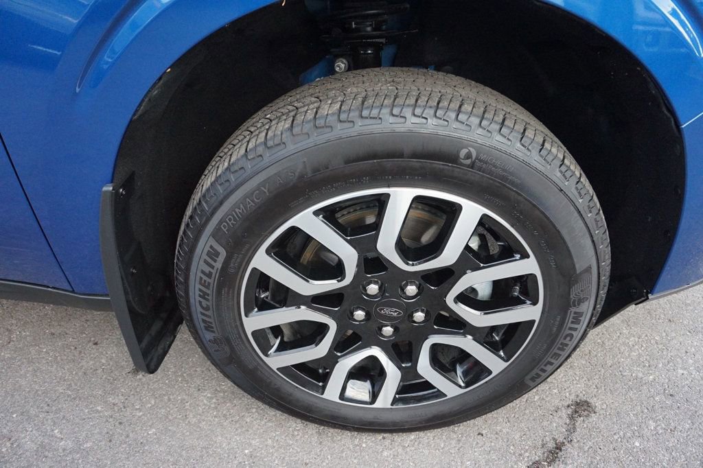 Used 2024 Ford Maverick Lariat image 14