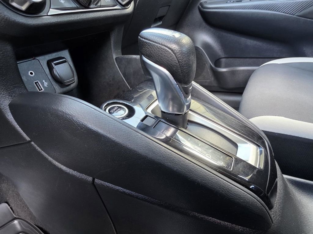 Used 2021 Nissan Versa SV image 17