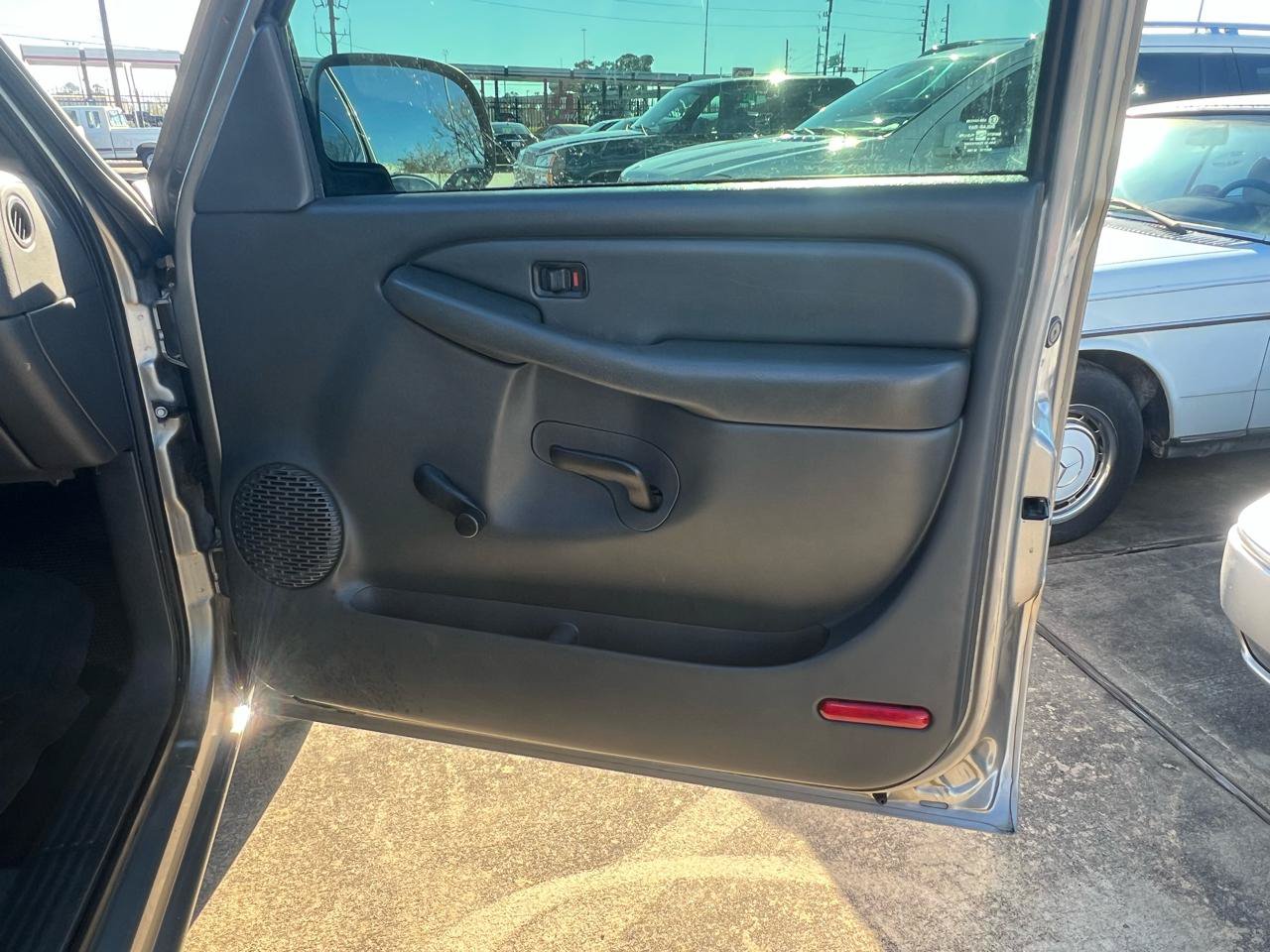 Used 2003 GMC Sierra 1500 W/T RWD image 30