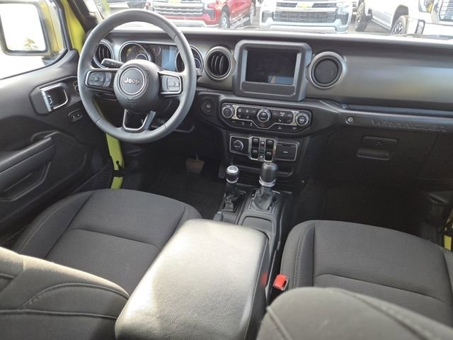 Used 2023 Jeep Wrangler Sport S image 27