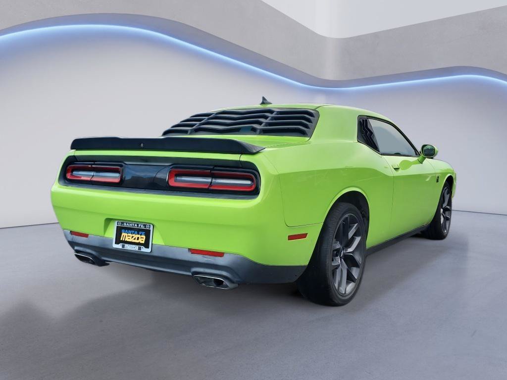 Used 2015 Dodge Challenger R/T w/ Quick Order Package 22B R/T RWD image 6