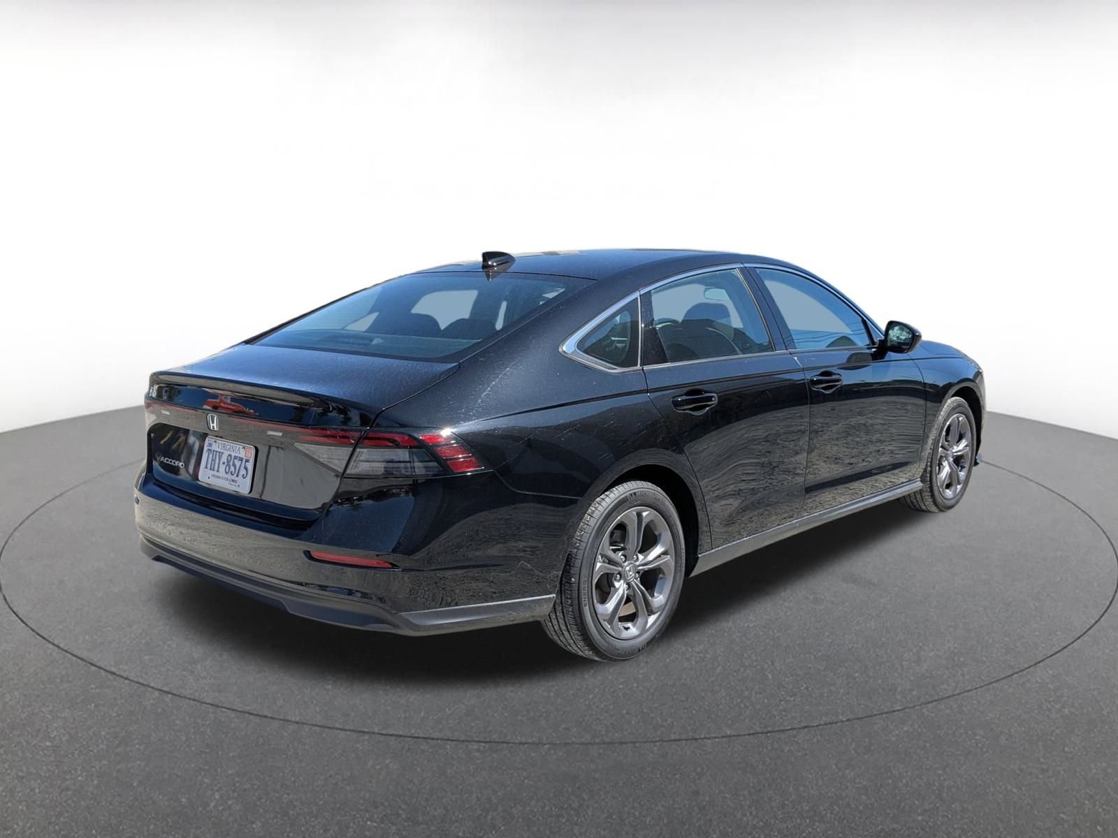 Used 2024 Honda Accord EX image 5