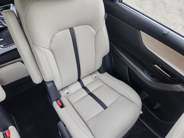 Used 2024 MAZDA CX-90 Plug-In Hybrid w/ Premium Pkg AWD/4WD image 17