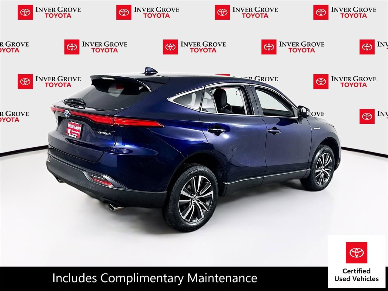 Certified 2021 Toyota Venza LE AWD/4WD image 5