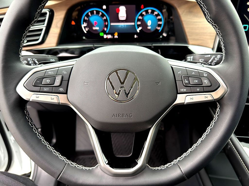 New 2026 Volkswagen Atlas SE FWD image 12