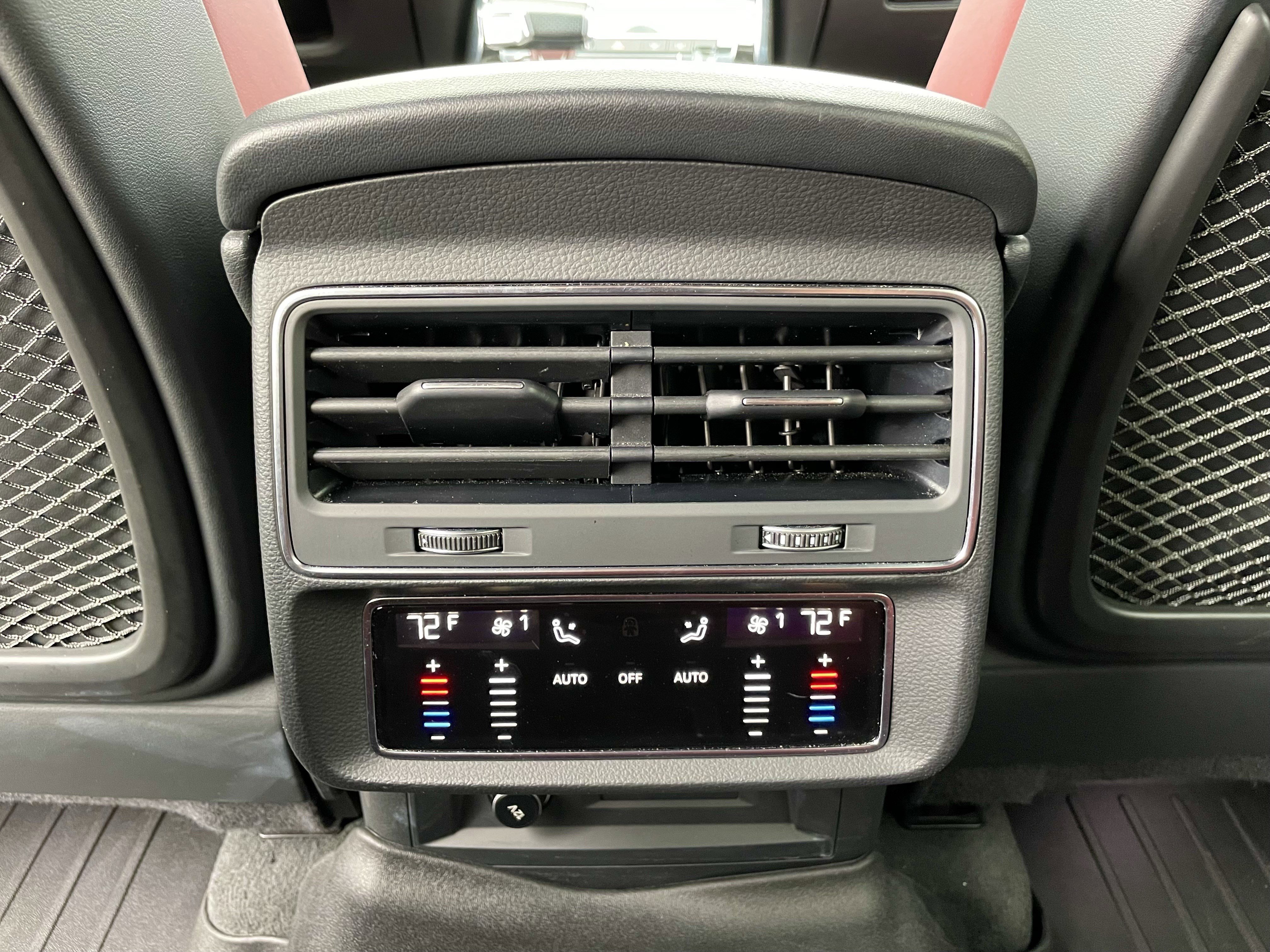 Used 2022 Audi SQ8 Premium Plus image 26