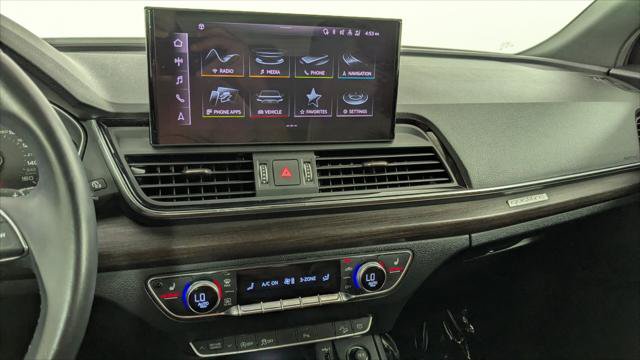 Used 2023 Audi Q5 2.0T Premium w/ Convenience Package AWD/4WD image 27