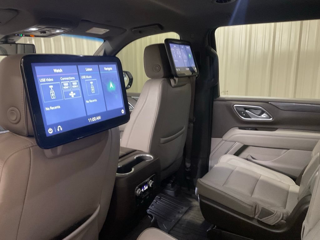 Used 2021 GMC Yukon XL SLT w/ Rear Media and Nav Package RWD image 18