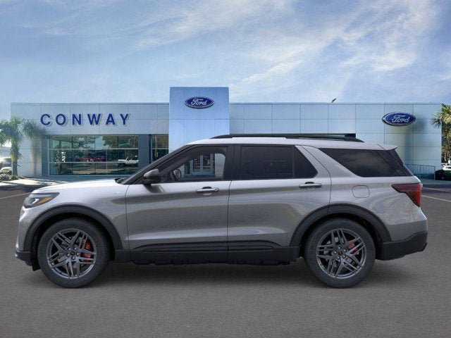 New 2026 Ford Explorer ST-Line w/ ST-Line Street Pack AWD/4WD image 3