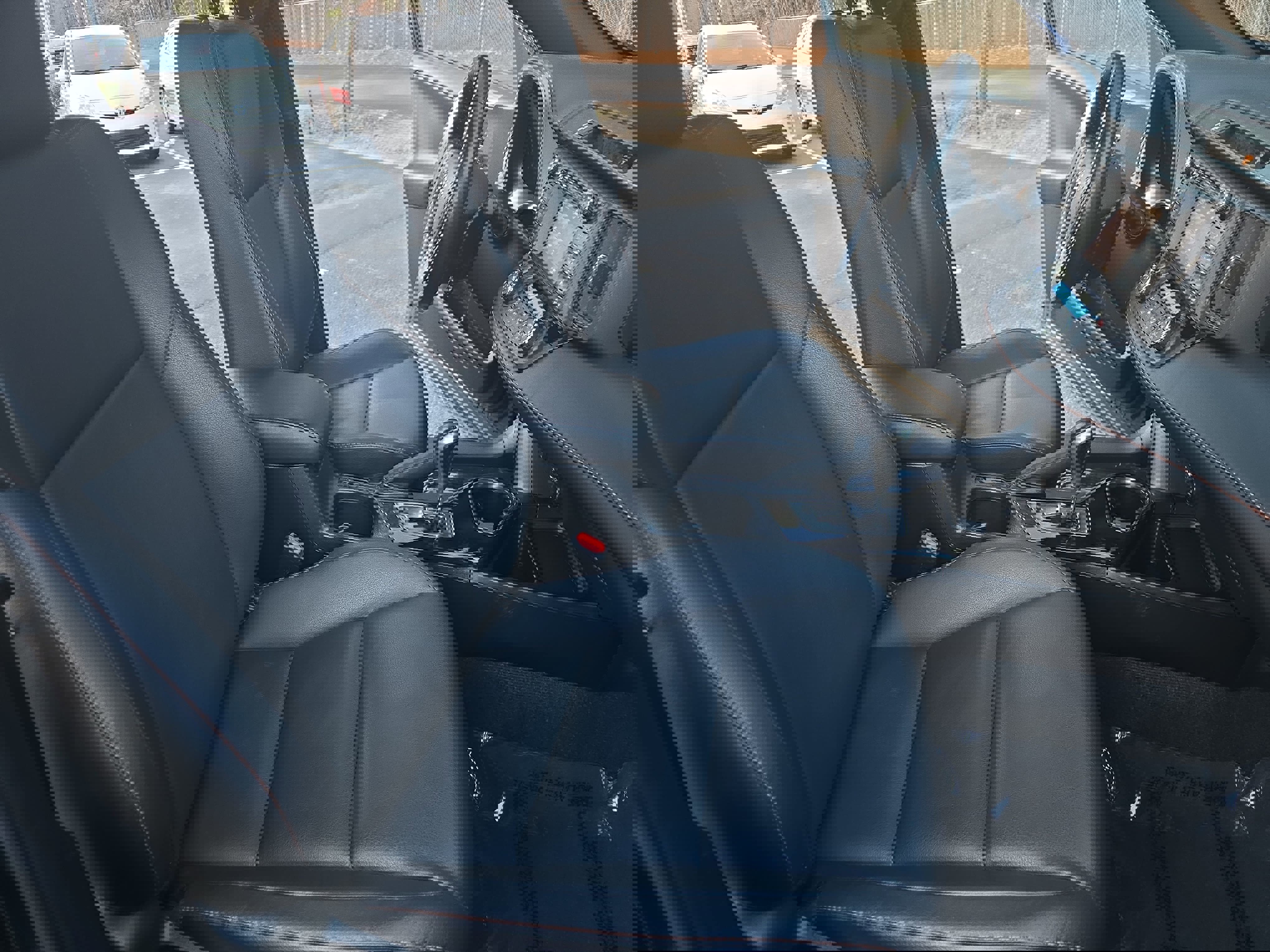 Used 2017 Toyota RAV4 SE w/ Power Special Value Package image 10