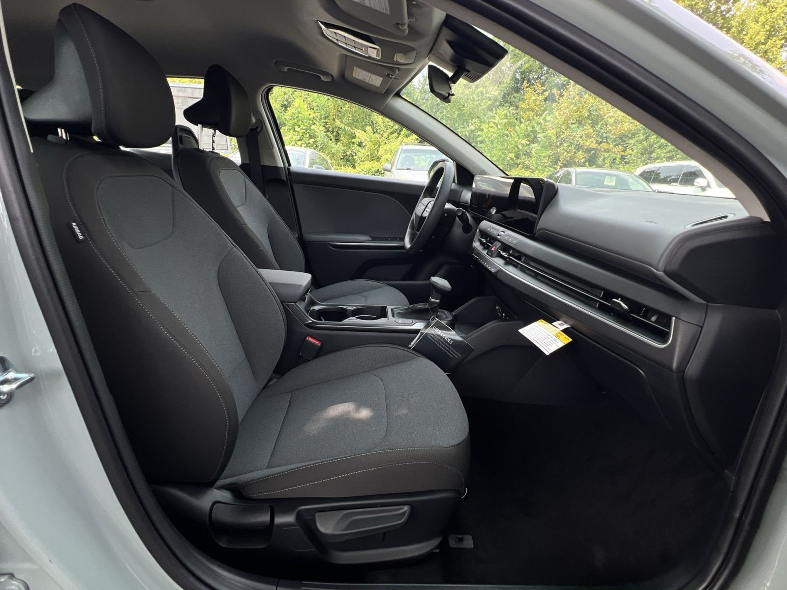 New 2026 Kia K4 FWD image 32