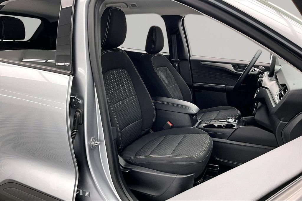 Used 2023 Ford Escape Active AWD/4WD image 7