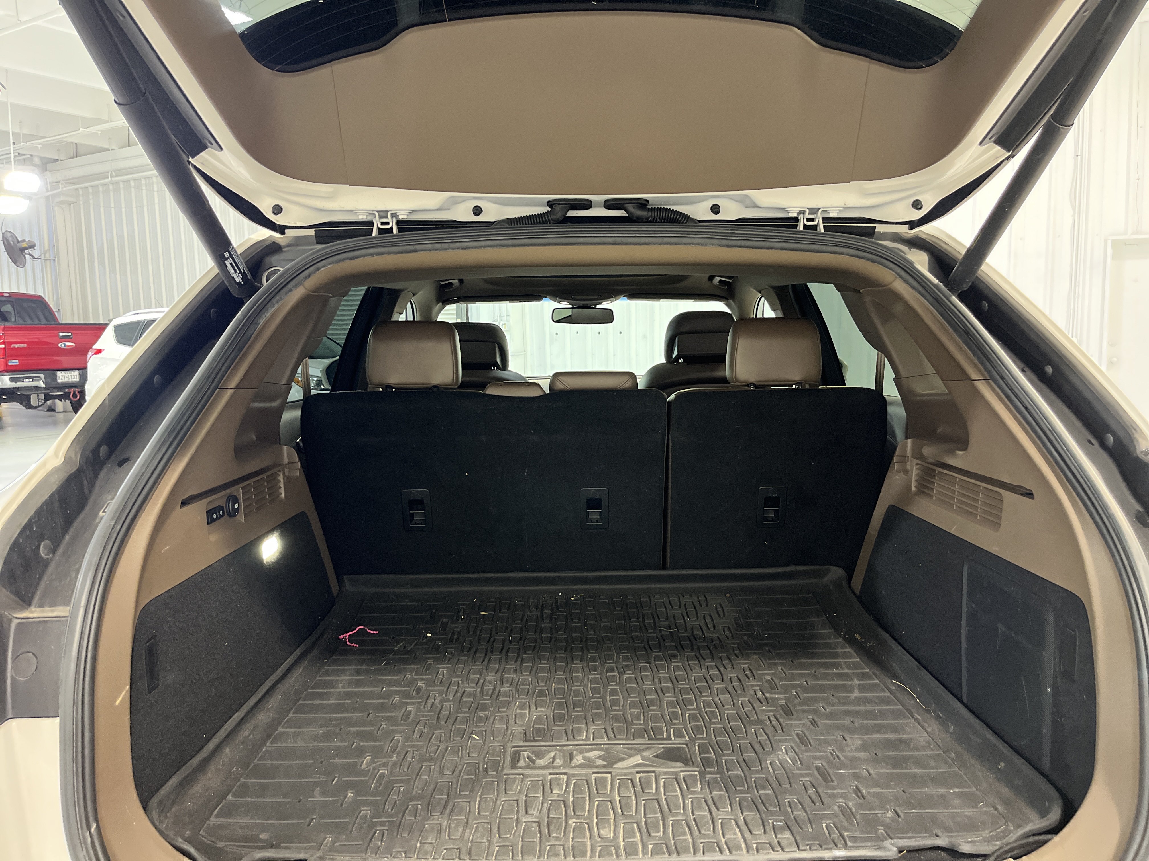 Used 2016 Lincoln MKX Reserve w/ Luxury Package AWD/4WD image 15