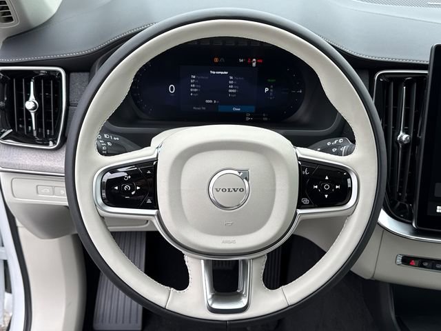 New 2026 Volvo XC90 T8 Ultra w/ Protection Package Premier image 11