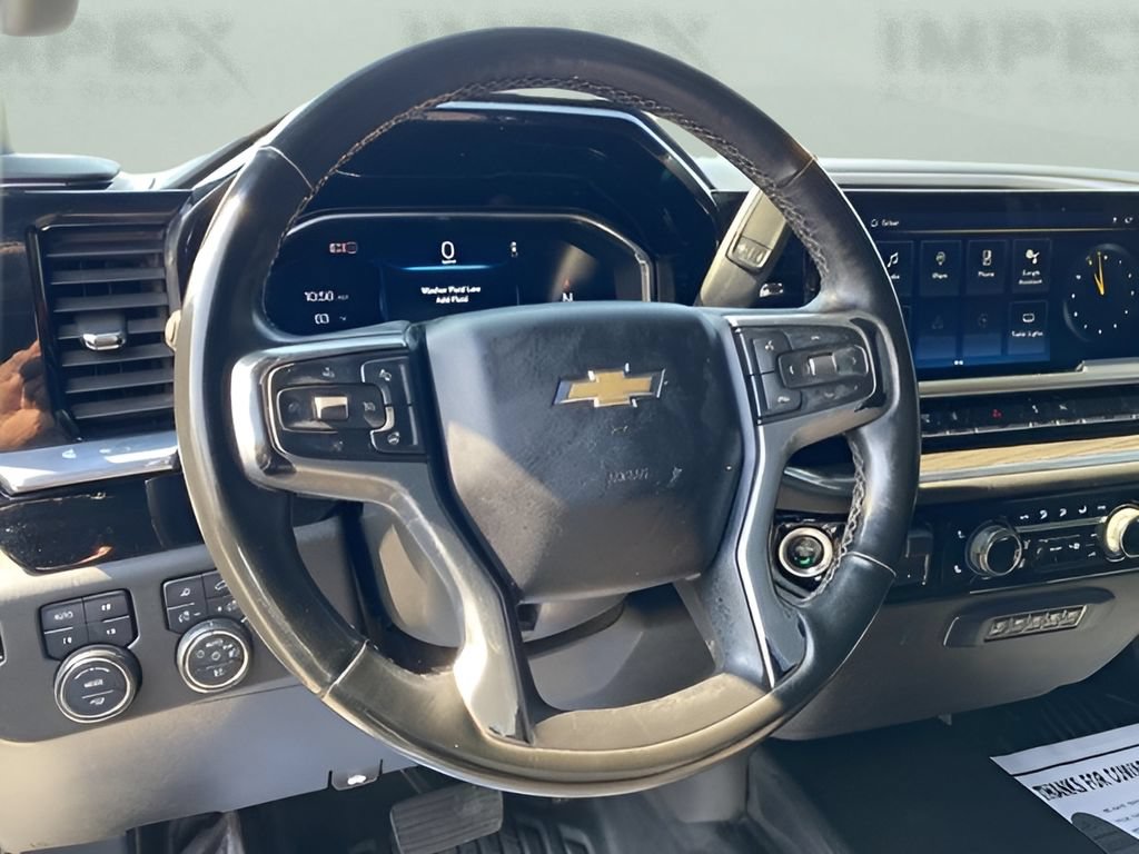 Used 2024 Chevrolet Silverado 3500 LT w/ Convenience Package AWD/4WD image 16