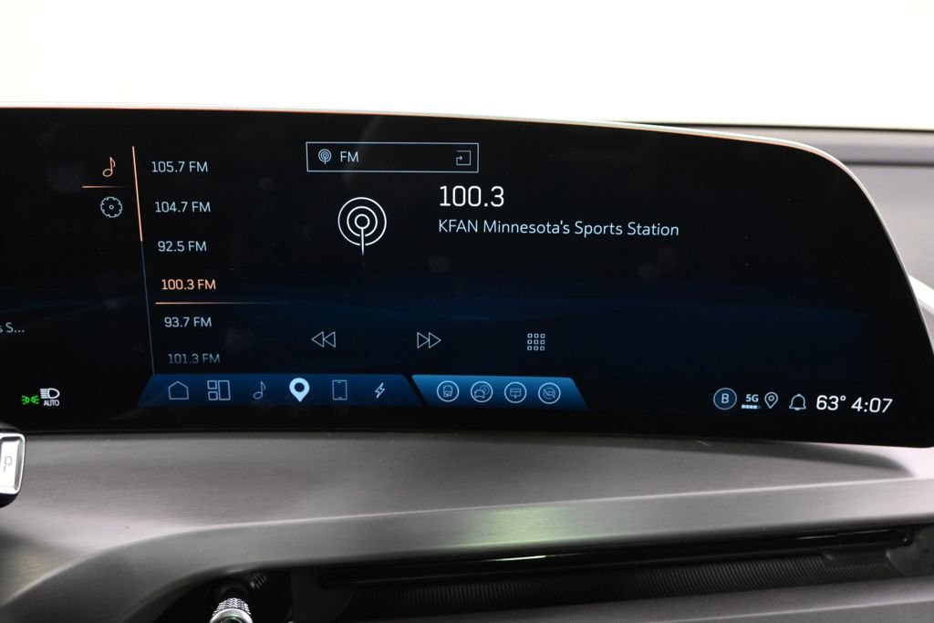 New 2026 Cadillac Vistiq Sport w/ LPO, Floor Liner Package image 29