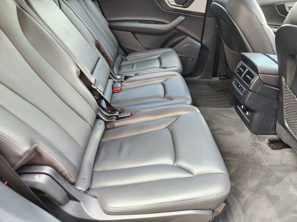 Used 2018 Audi Q7 2.0T Premium Plus image 32