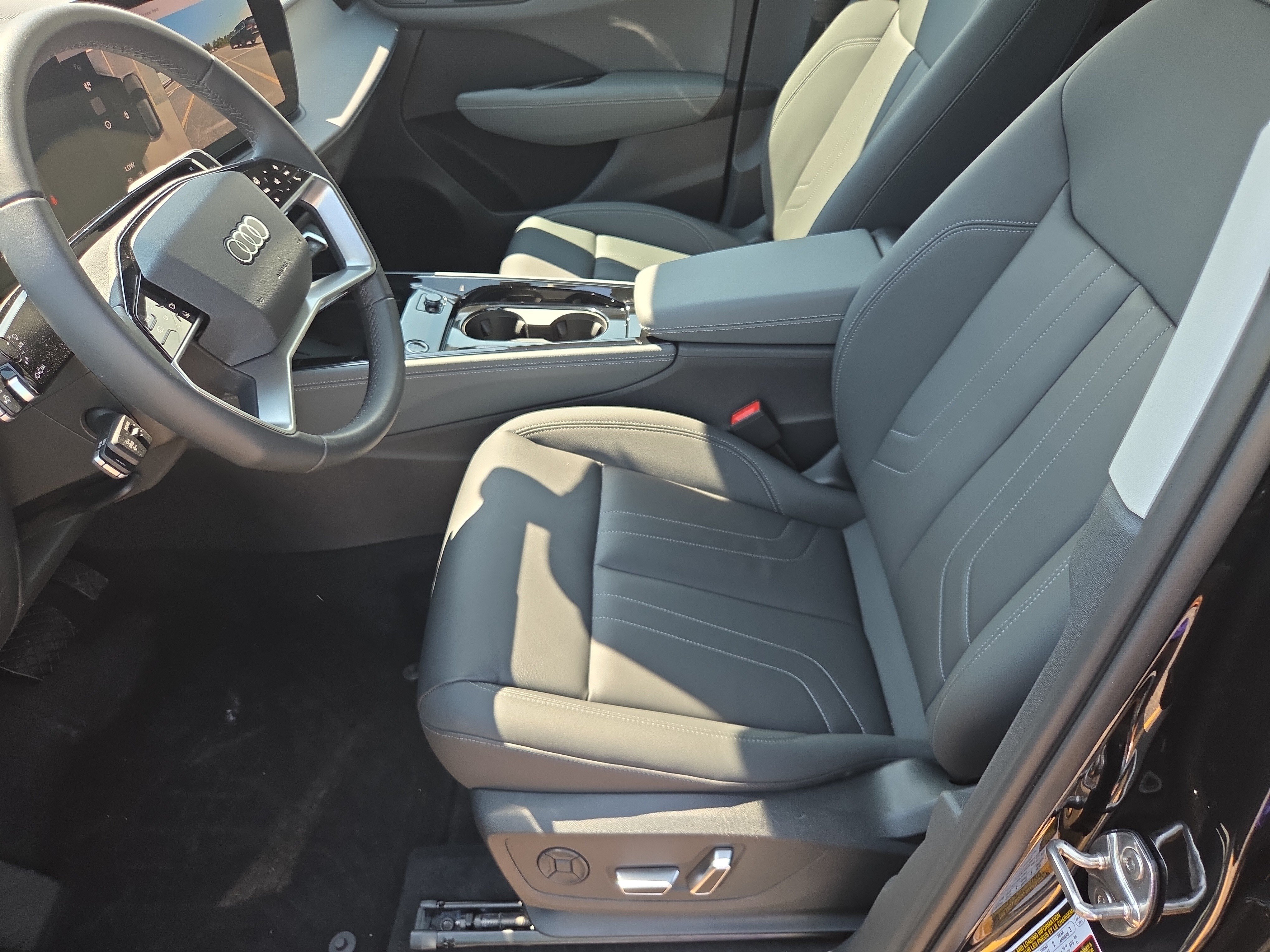Certified 2026 Audi Q3 quattro 2.0T AWD/4WD image 5