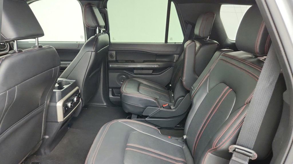 Used 2024 Ford Expedition Limited image 21