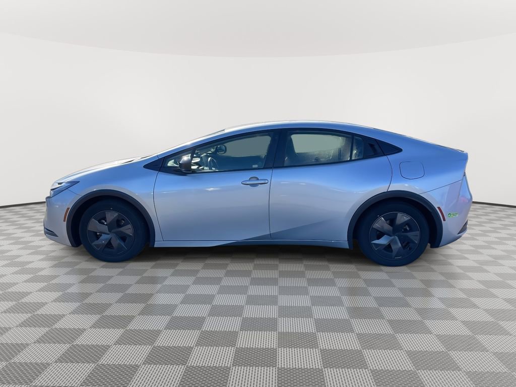 Used 2024 Toyota Prius Prime Premium image 4