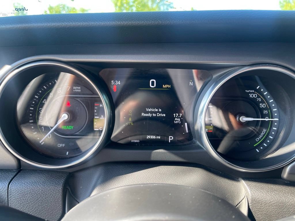 Used 2023 Jeep Wrangler Unlimited w/ Cold Weather Group AWD/4WD image 8