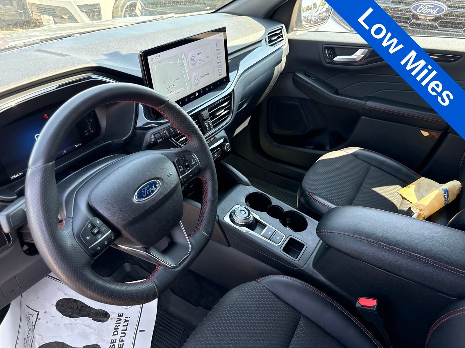 Used 2023 Ford Escape ST-Line w/ Tech Pack #1 AWD/4WD image 3