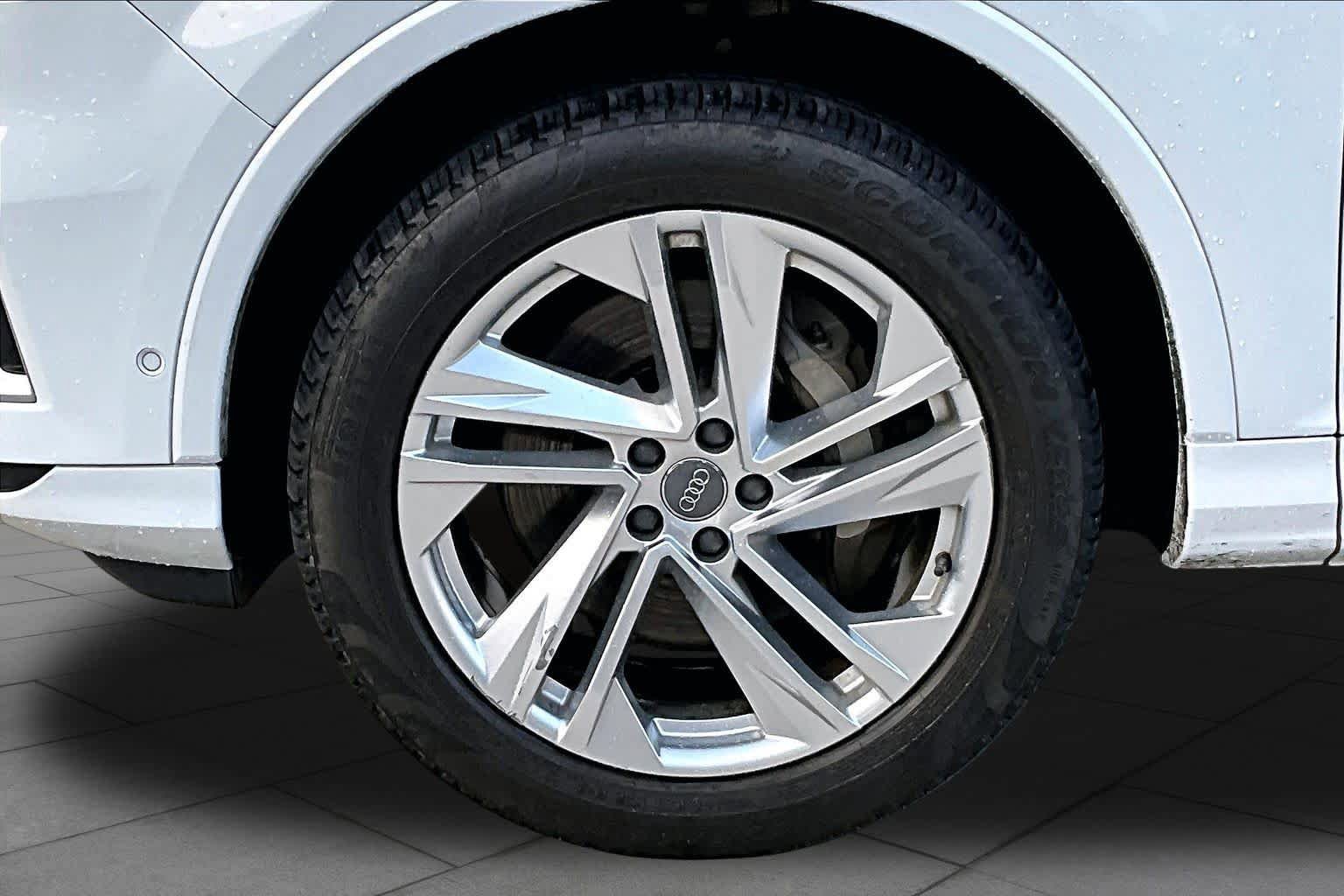 Used 2020 Audi Q7 3.0T Premium Plus image 11