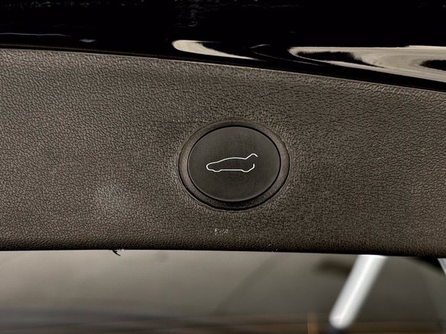 Used 2022 Tesla Model 3 Performance AWD/4WD image 30