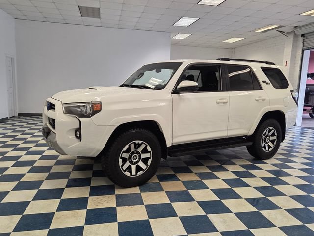 Used 2021 Toyota 4Runner TRD Off-Road AWD/4WD image 3