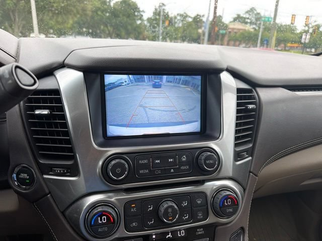 Used 2019 Chevrolet Suburban LT RWD image 19