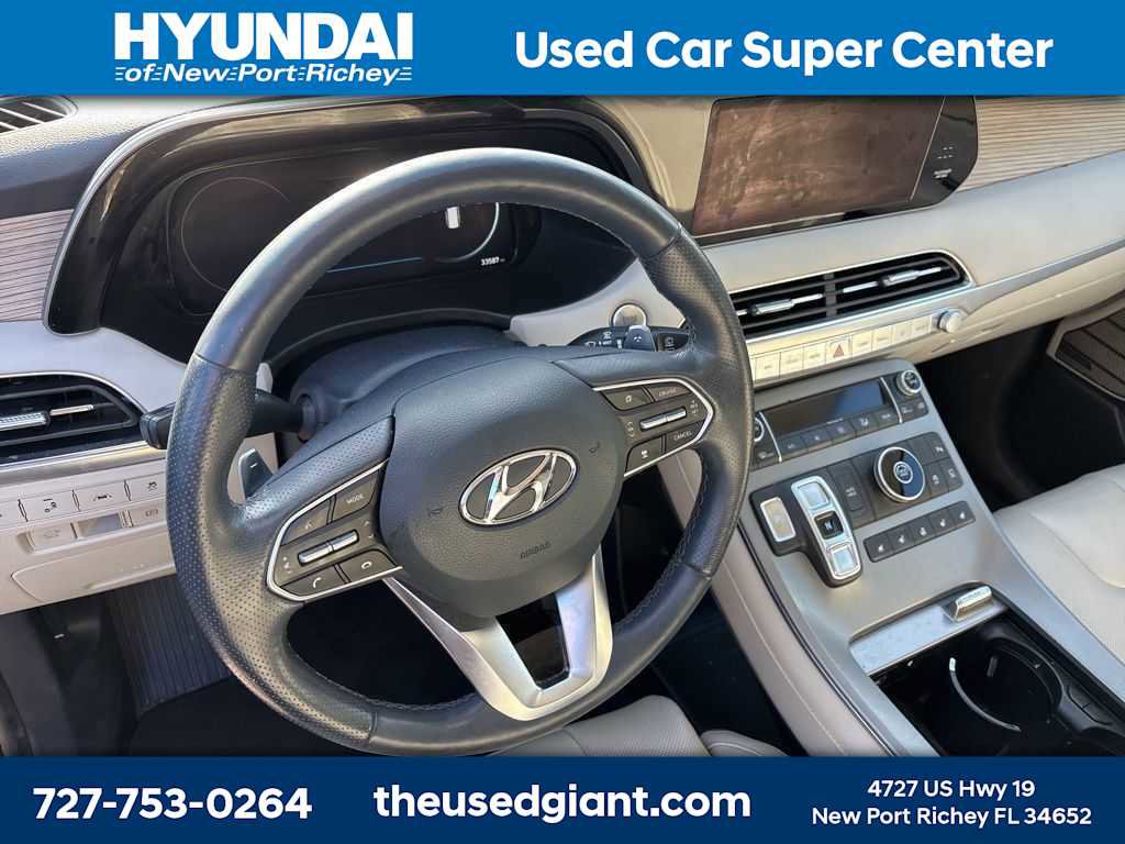 Used 2022 Hyundai Palisade Calligraphy image 12