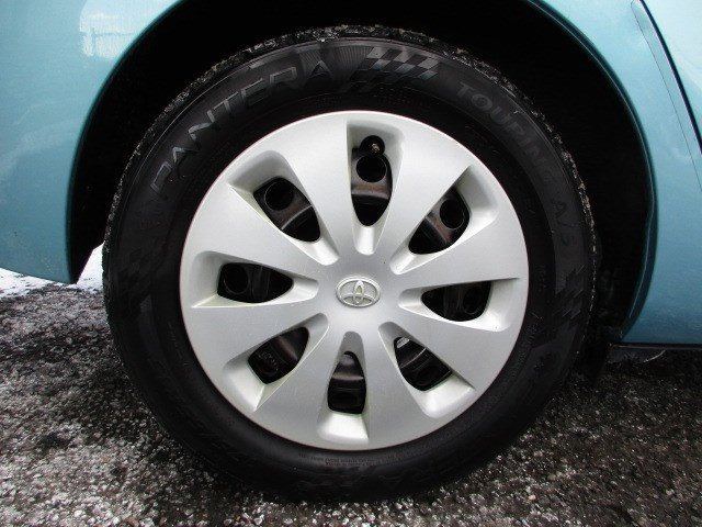 Used 2013 Toyota Prius C Two FWD image 11
