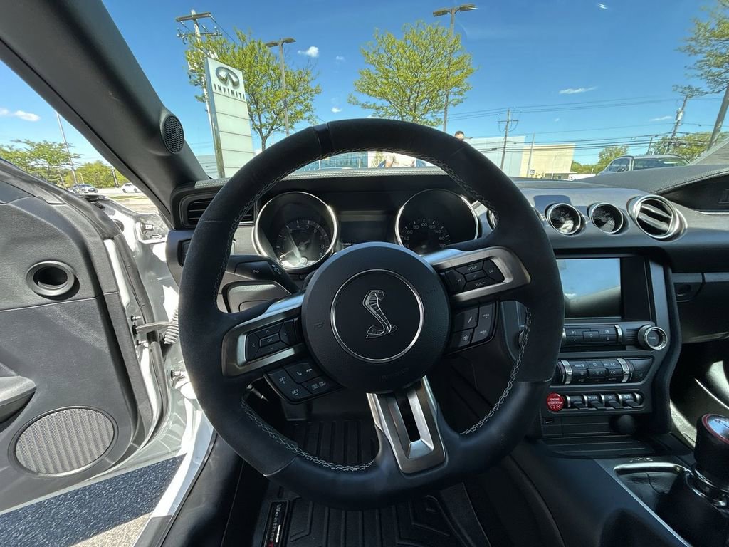 Used 2018 Ford Mustang Shelby GT350 w/ Convenience Package RWD image 17