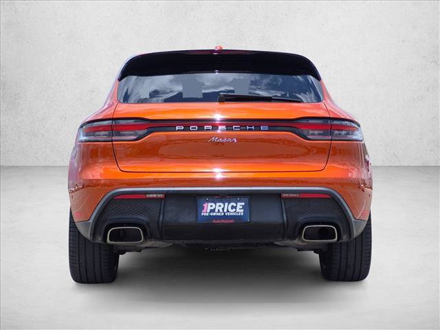 Used 2022 Porsche Macan AWD/4WD image 7