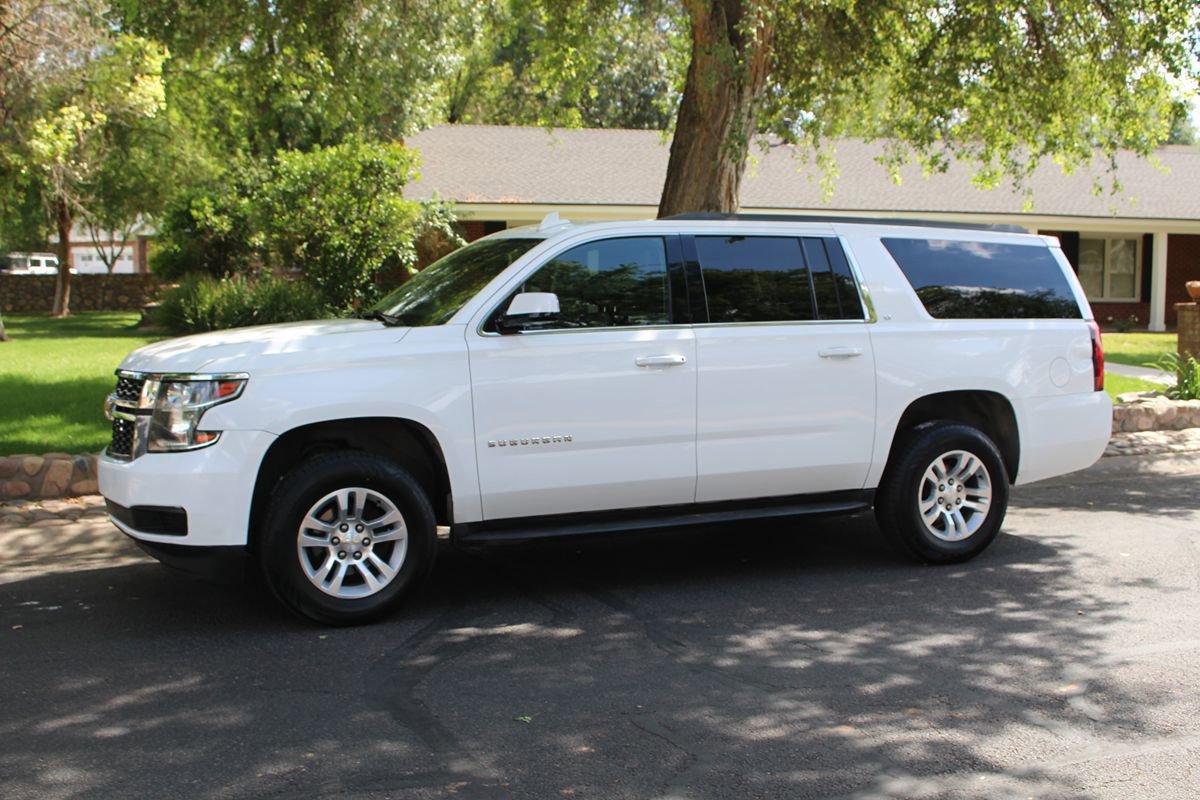 Used 2020 Chevrolet Suburban LT RWD image 45