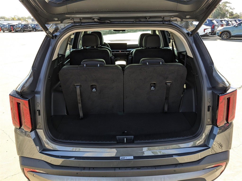 Certified 2024 Kia Sorento SX image 14