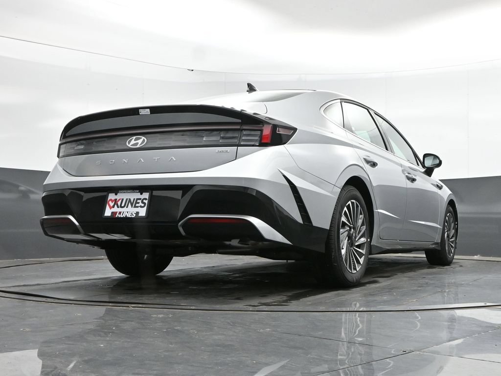 New 2026 Hyundai Sonata SEL FWD image 37