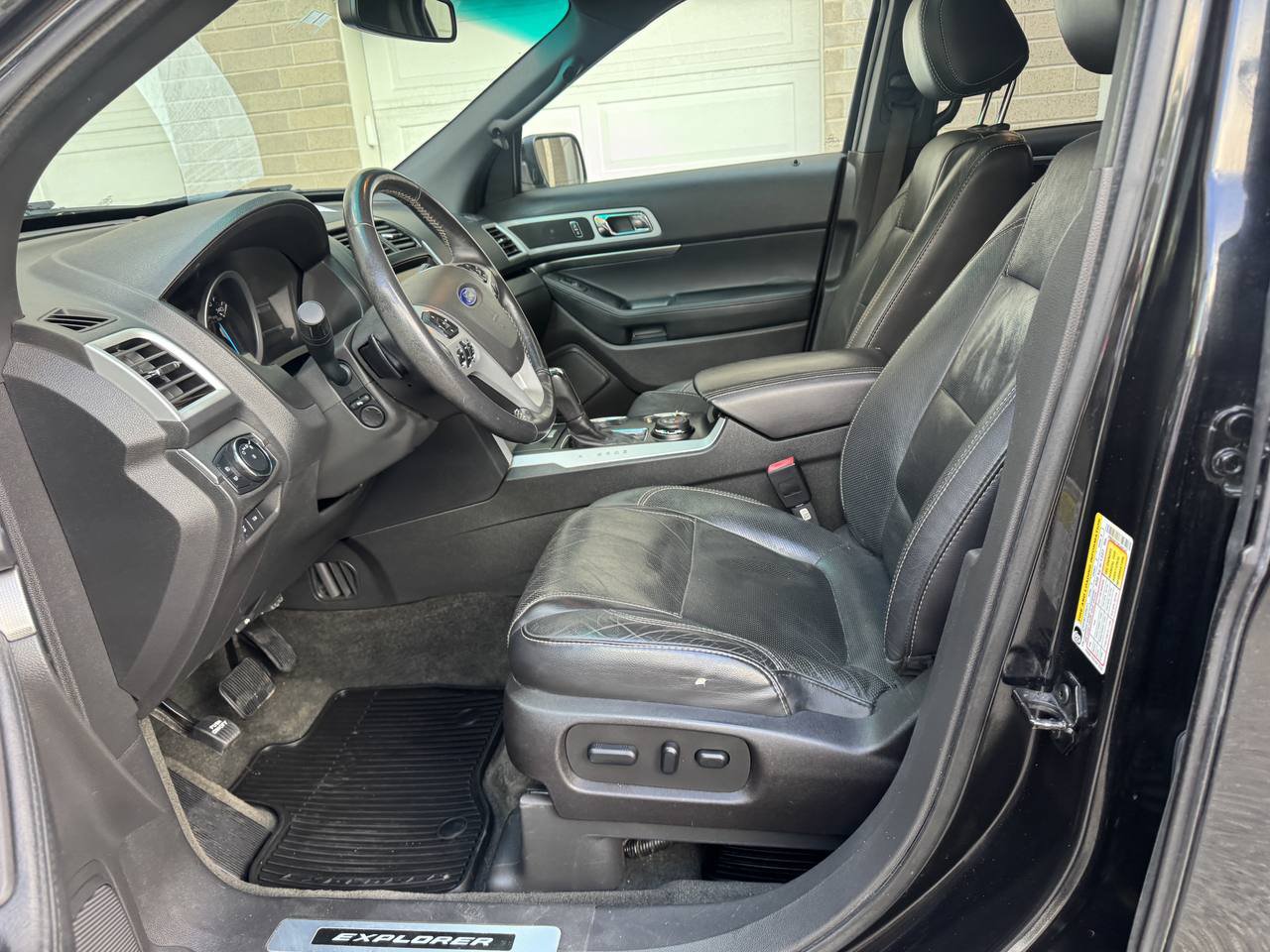Used 2014 Ford Explorer Sport w/ Equipment Group 401A AWD/4WD image 13