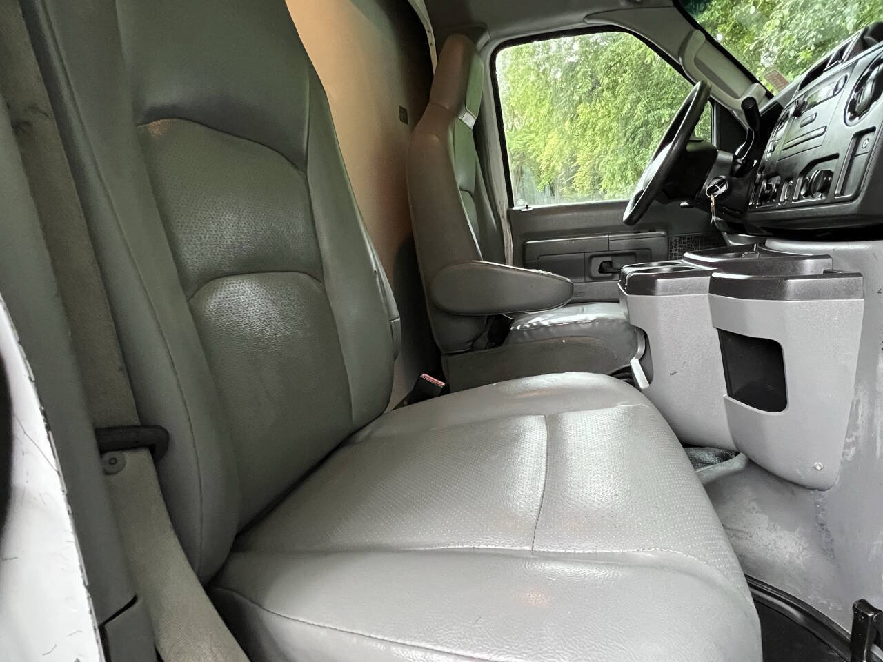 Used 2016 Ford E-350 and Econoline 350 Super Duty w/ Power Windows & Locks Group RWD image 24